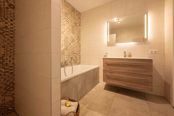 Medium property photo - Amaliastraat 10, 4711 SK St. Willebrord